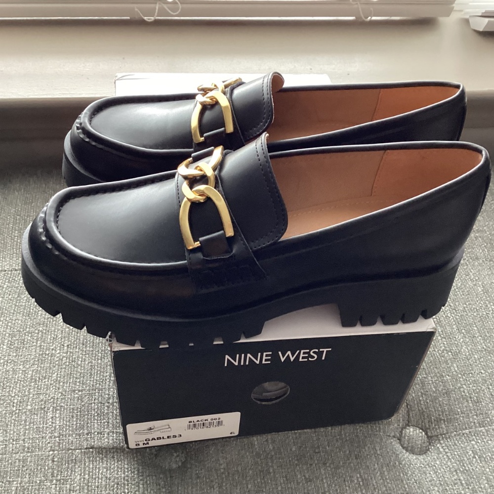 Nine West Gables Lug Loafer (Women), size 8 - Picture 6 of 10